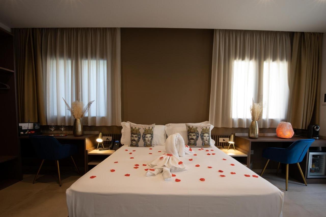 Giafra Luxury Rooms Agrigento Bagian luar foto